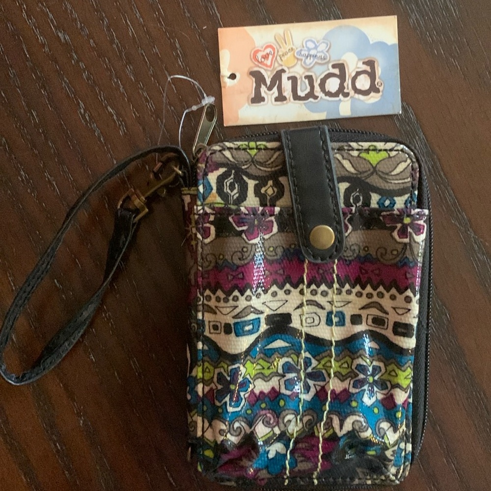 Mudd wristlet